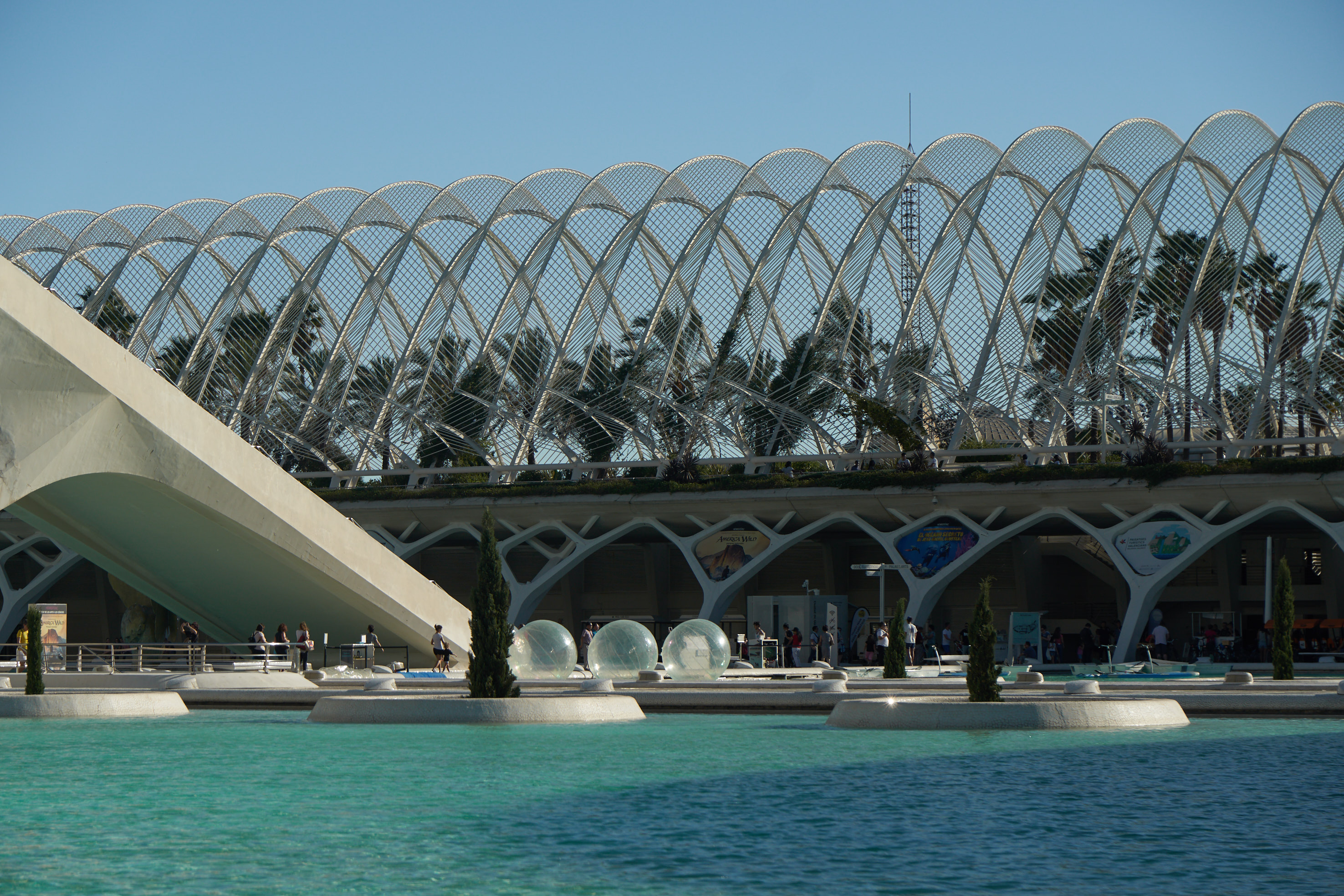 L'Umbracle from the outside